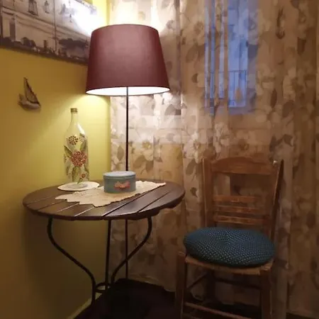 Apartamento Up To 5 Guests - Cosy Apt In The Center! Tessalónica