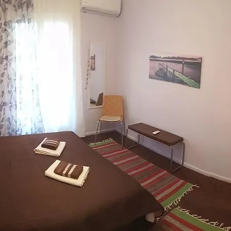 Up To 5 Guests - Cosy Apt In The Center! * Tessalónica